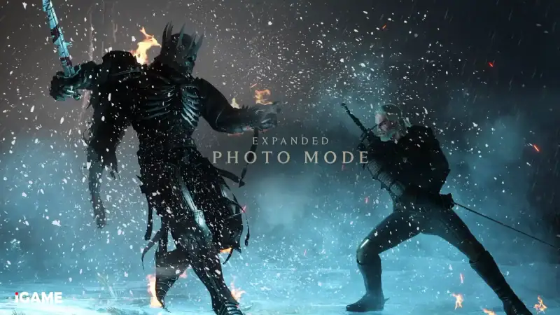 Geralt fighting an enemy using expanded Photo Mode in The Witcher 3 Remastered